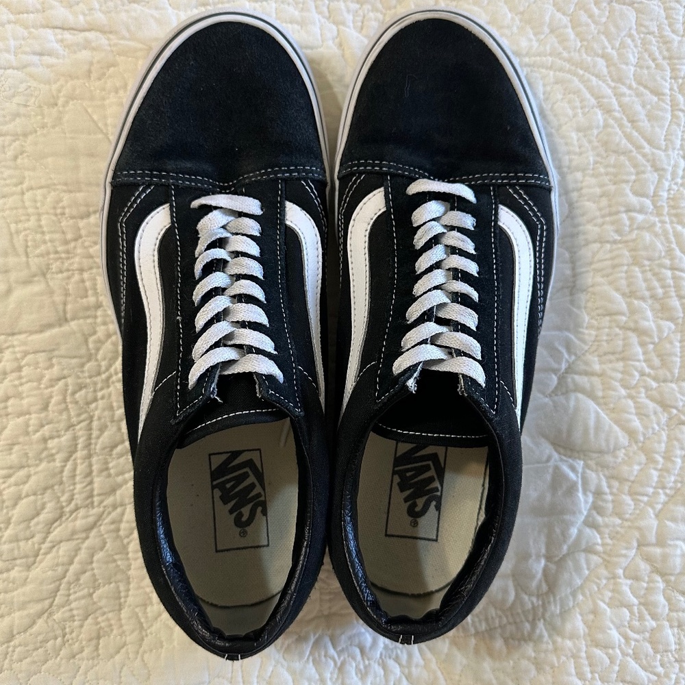 Vans Old Skool low-top Black and white Size M9.5/ W11